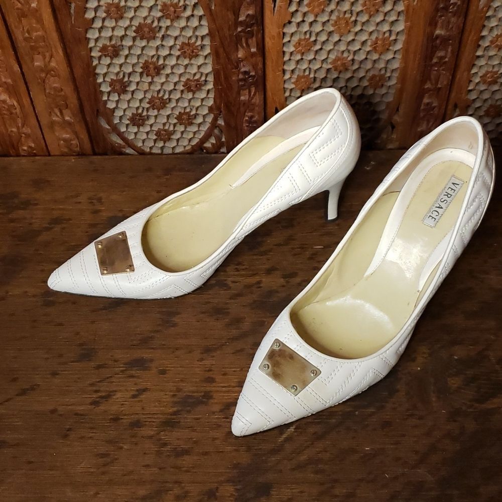 Vintage Versace Quilted off white cream heels size 38 shoes - Picture 3 of 14